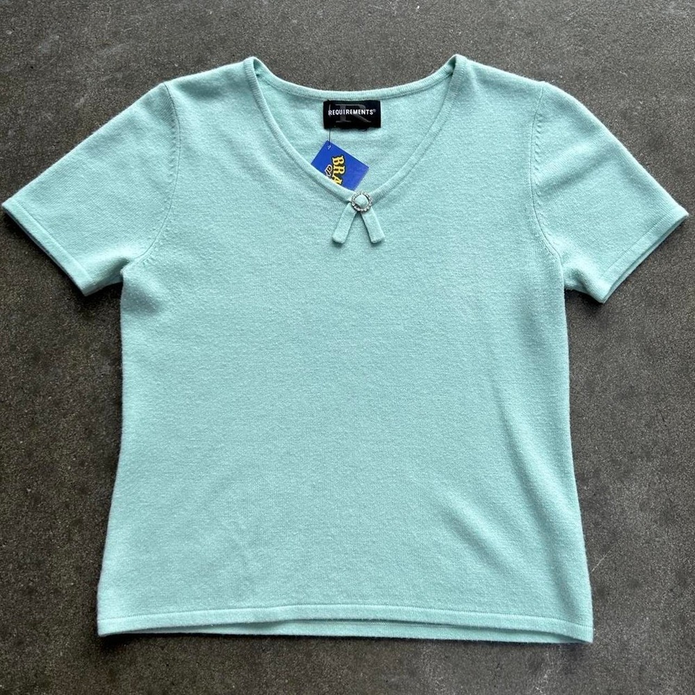 Vintage 90s scoop neck women's size small cashmere tee stud ring detail